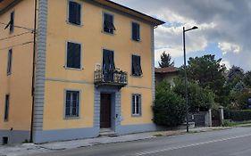 Finestra Sul Borgo